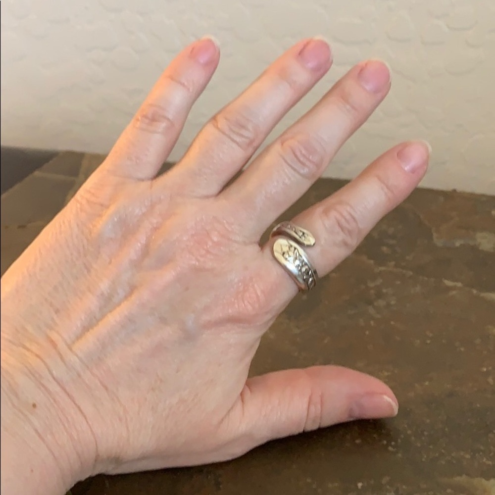 Vintage Willam Rodgers Twisted Cutlery Ring Sz 9